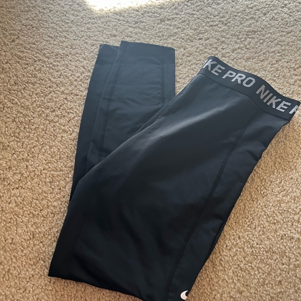 Nike Pro Dri Fit Leggings - Picture 4 of 9